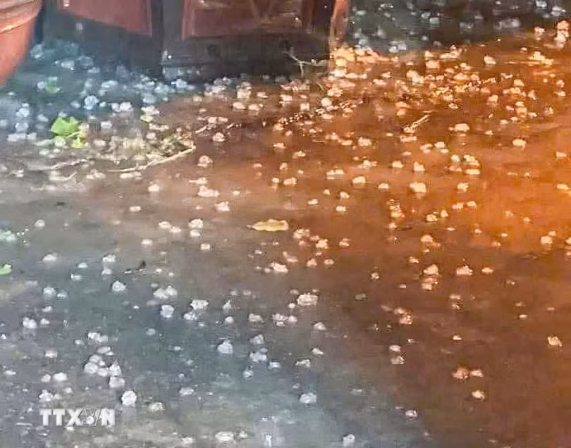 Cách nhận biết mưa đá và kỹ năng bảo vệ an toàn trong thời điểm giao mùa