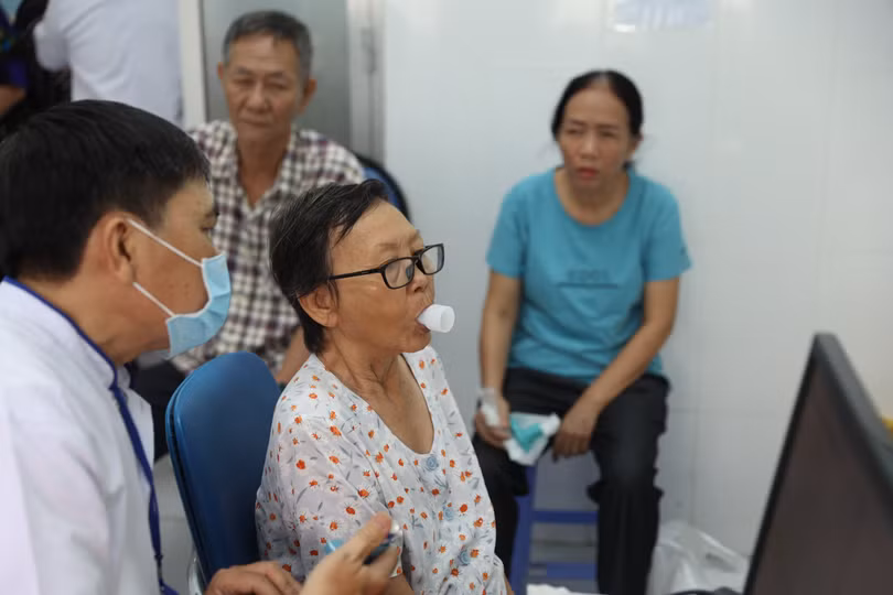 Từ 1/7, khám chữa bệnh trái tuyến được BHYT chi trả 50% mức hưởng