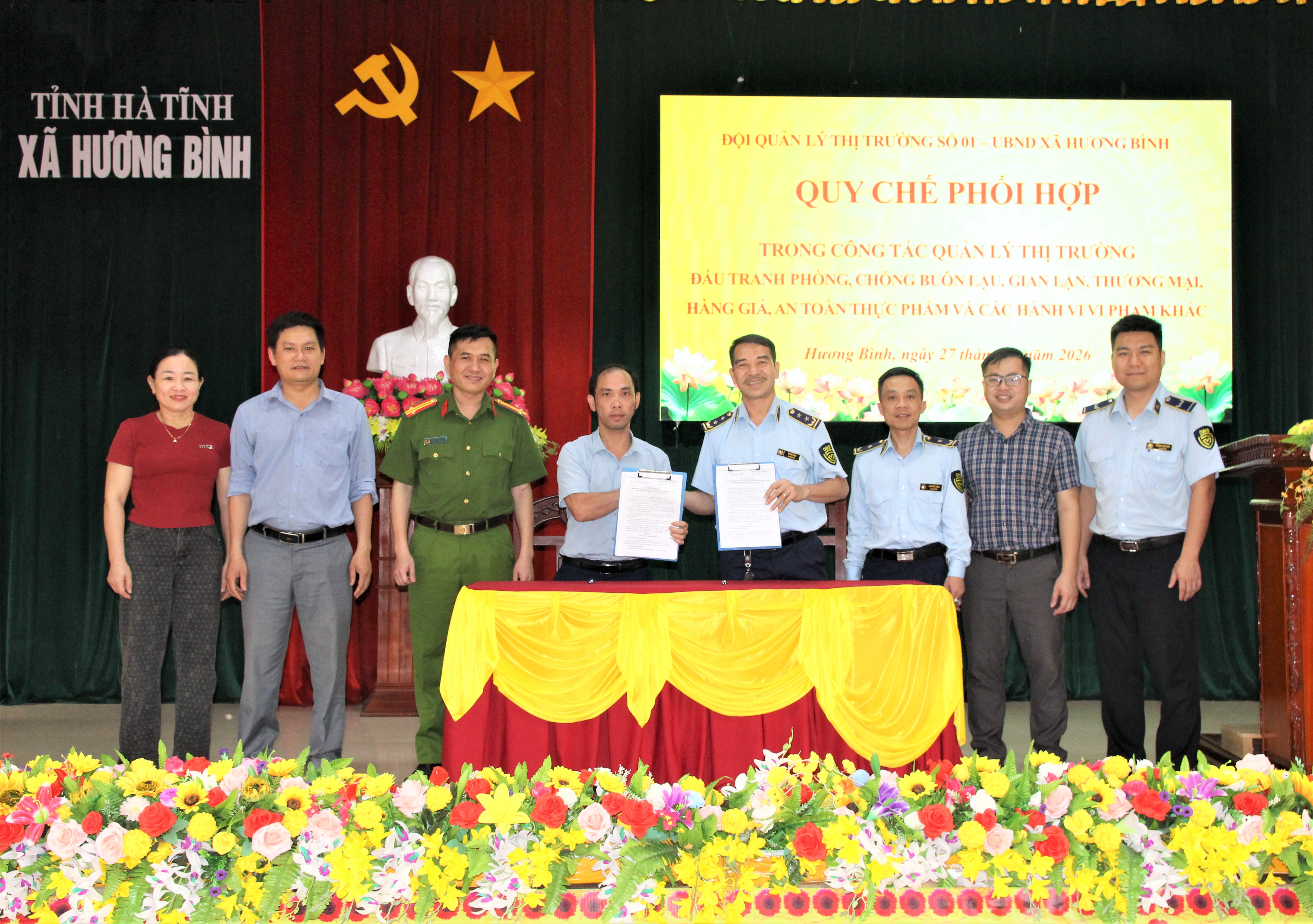 Ký kết quy chế phối hợp về Quản lý thị trường, đấu tranh phòng, chống buôn lậu