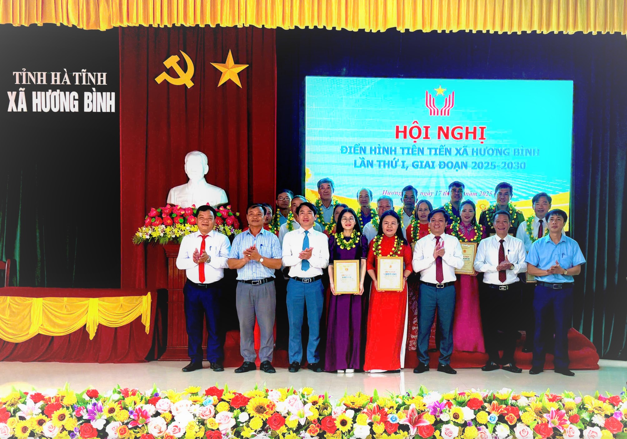 Xã Hương Bình Tuyên Dương 9 Tập Thể, 11 Cá Nhân Điển Hình Tiên Tiến tại Hội Nghị Lần Thứ I, Giai Đoạn 2025-2030