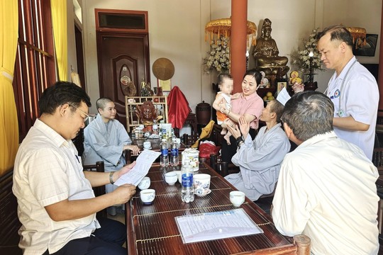 Thông báo tìm cha, mẹ đẻ và người thân của trẻ bị bỏ rơi