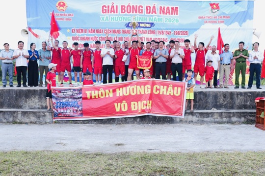 Hương Châu giành cúp vô địch Giải bóng đá nam xã Hương Bình năm 2026