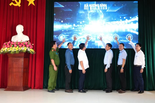 Hương Bình quyết tâm xây dựng chính quyền số, nâng cao chất lượng phục vụ Nhân dân. 