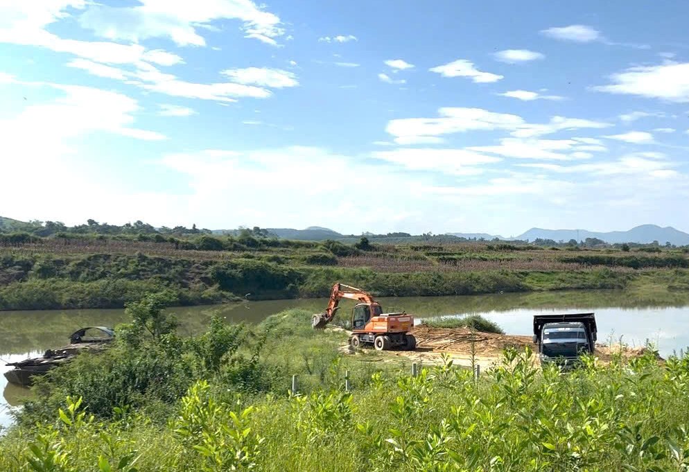 Ngăn chặn tình trạng khai thác, vận chuyển tài nguyên khoáng sản trái phép trên địa bàn 