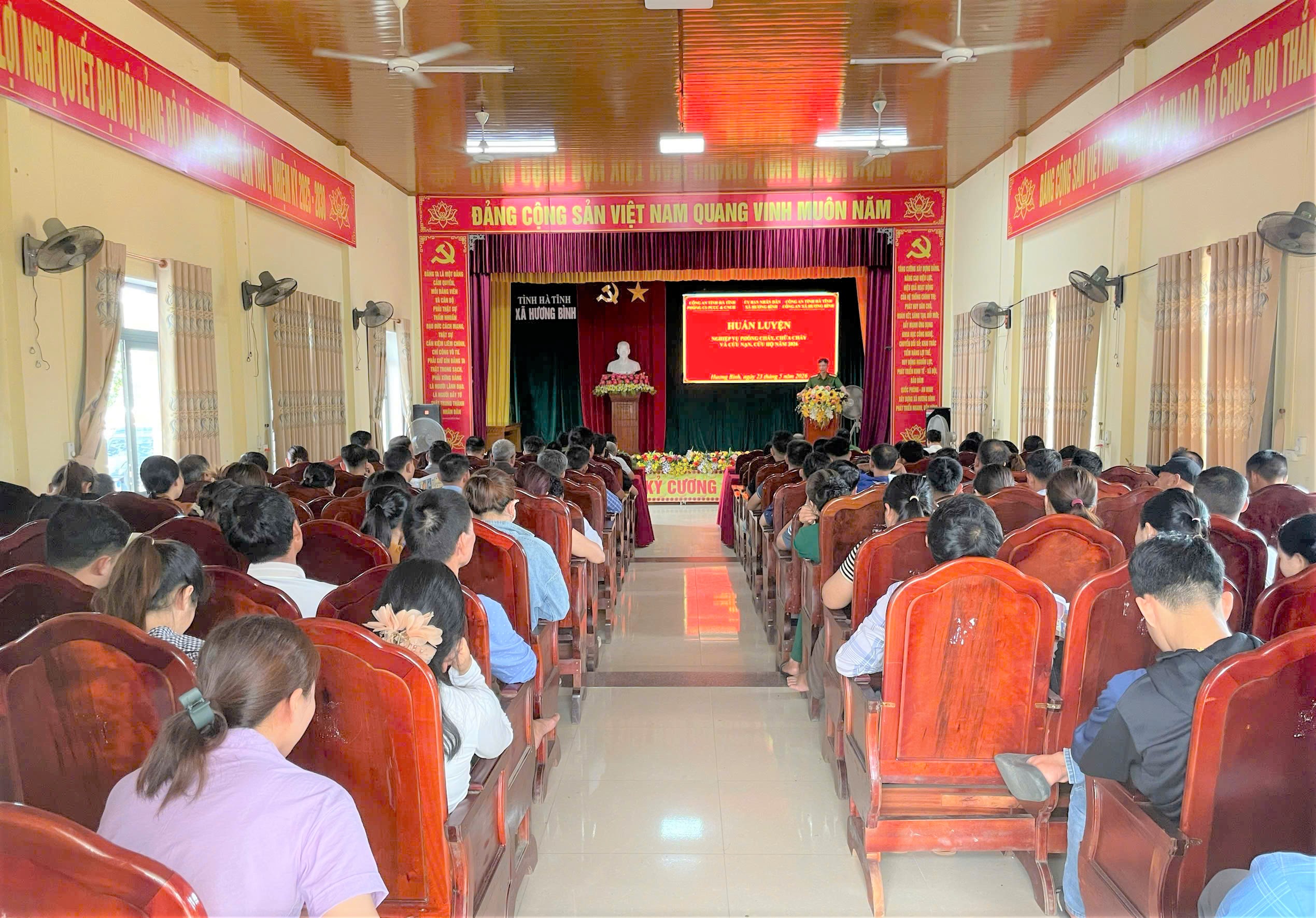 Hương Bình tập huấn phòng cháy chữa cháy và cứu nạn cứu hộ