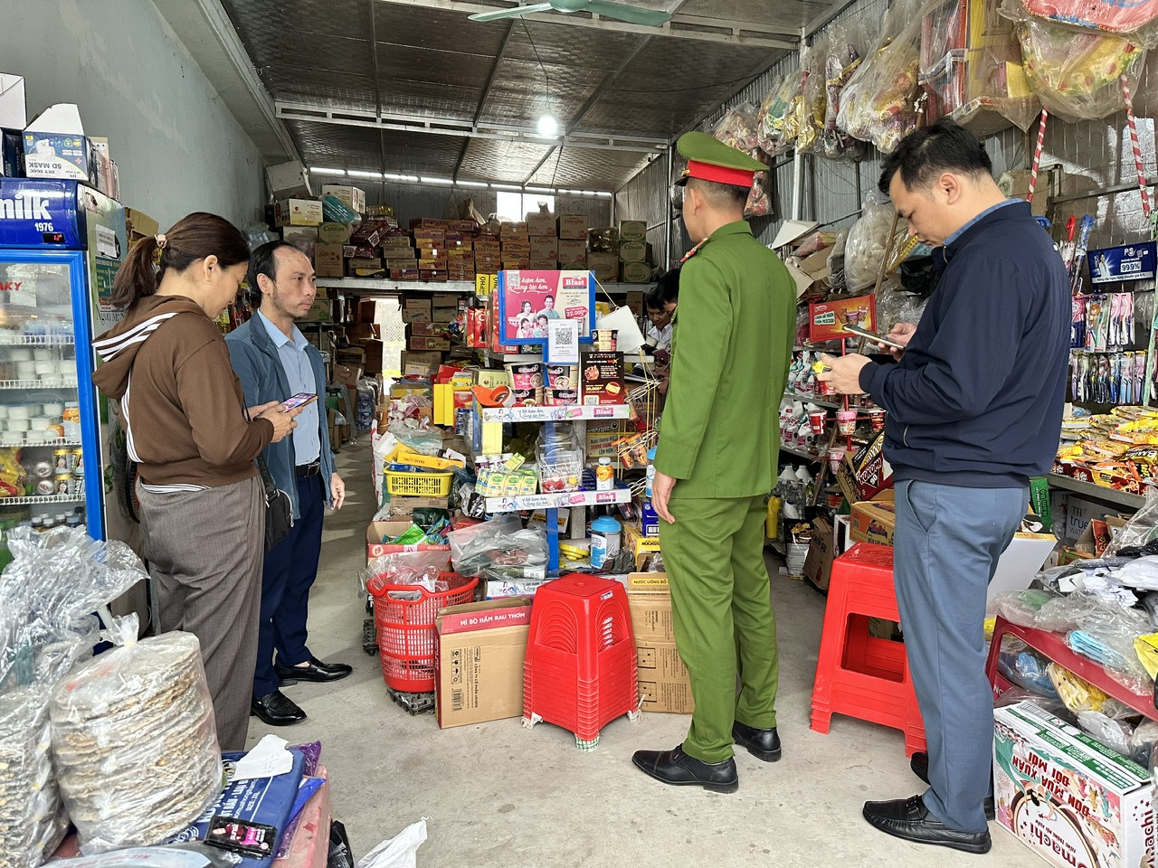 Hương Bình tăng cường kiểm tra chống gian lận thương mại 