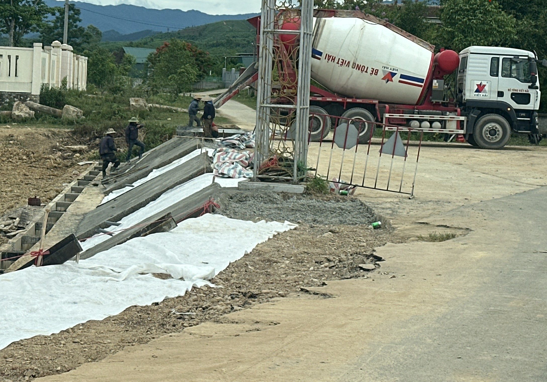 Nghị quyết 29 của Quốc hội thiết lập cơ chế xử lý chặt chẽ đối với các vi phạm đất đai mang tính lịch sử
