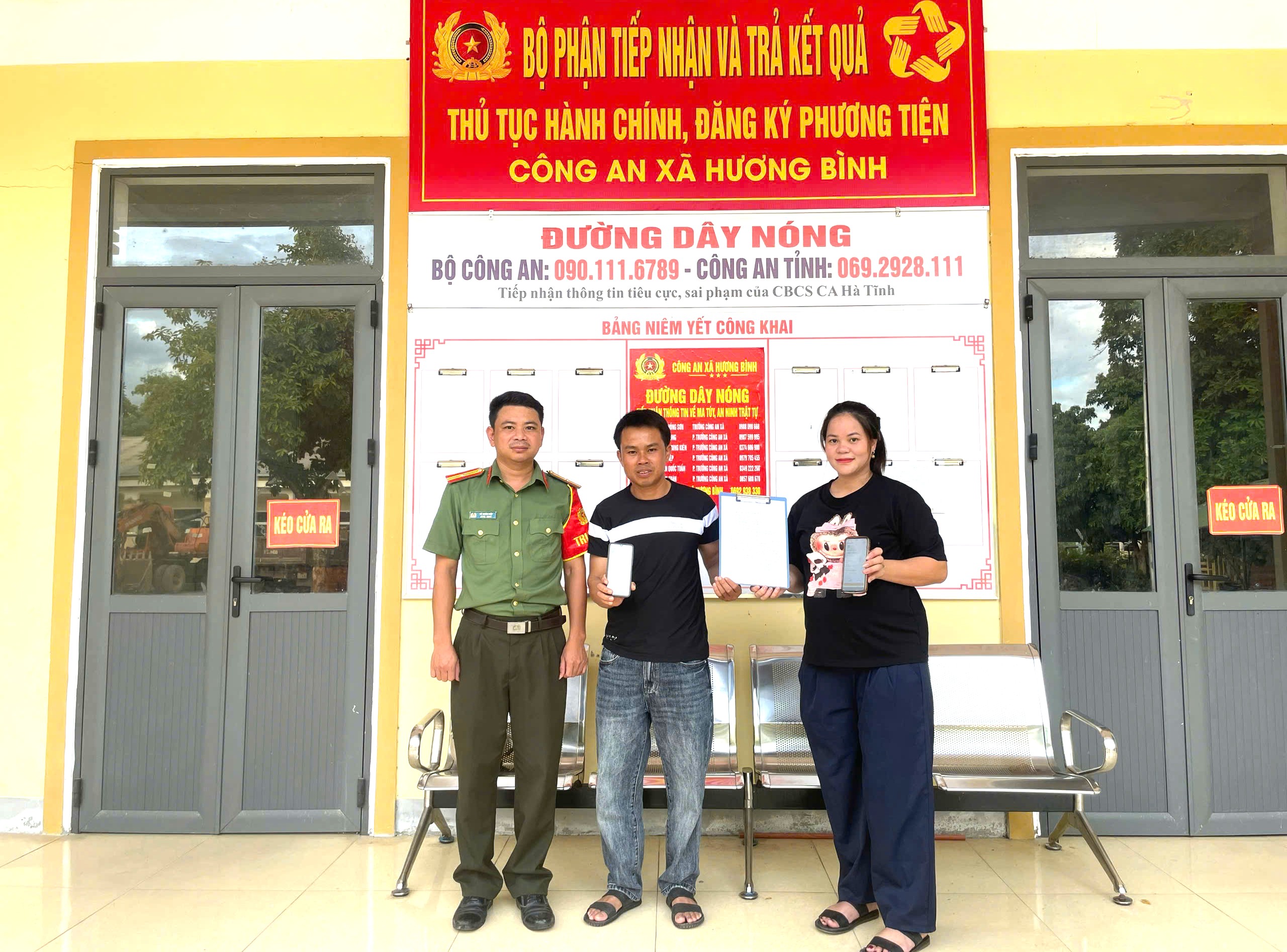 Công an xã Hương Bình nhanh chóng hỗ trợ người dân trả lại tài sản 